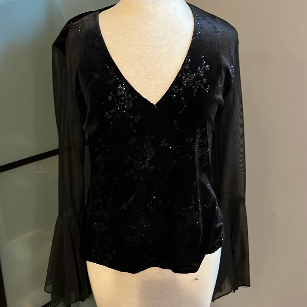 Black pullover blouse
